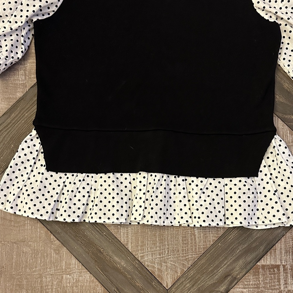 Women’s Anthropologie shirt - Picture 3 of 4